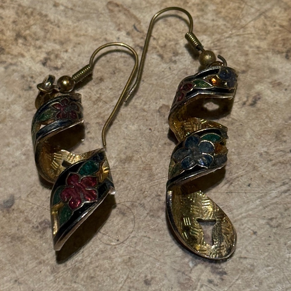 Vintage Colorful Gold and Floral Spiral Earrings - Picture 3 of 6